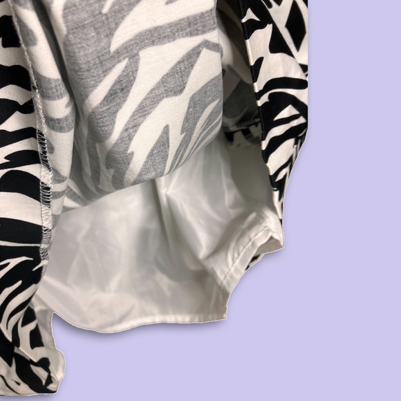 Calvin Klein Sleeveless Square Knee High Dress size 8 - Picture 9 of 9